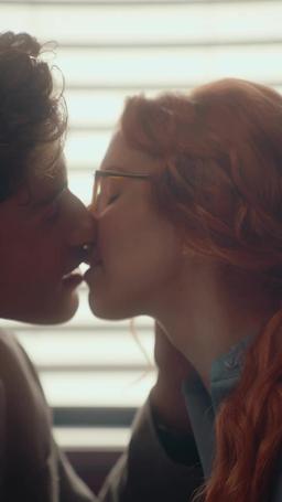 Verliebt in den Mafia-Vater meines Ex episode 1