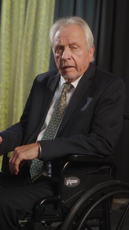 Il suo paladino segreto episode 56