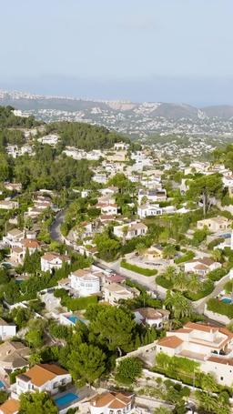 Seducing Mr. Larsen episode 15