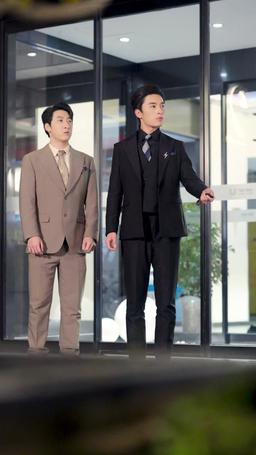 Kocamın Gizli CEO Olduğunu Kim Bilecekti? episode 14