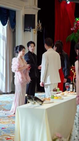 مطلقة، وفية، ومسيطرة episode 51