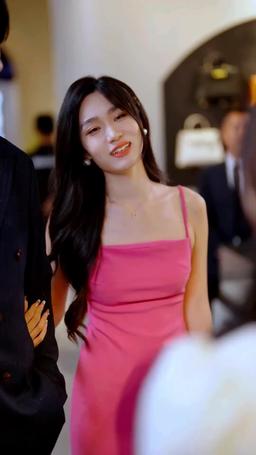 Après le divorce, le PDG arrogant l'a regretté episode 9