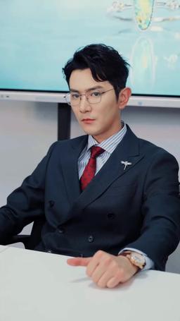 踹翻渣男後，首富千金馬甲藏不住了 episode 37