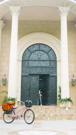 Heiress Crash Lands on Her Husband episode 1