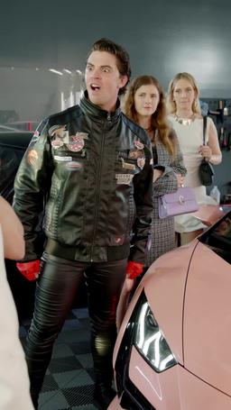 First Class'taki Gizli Milyarder episode 60