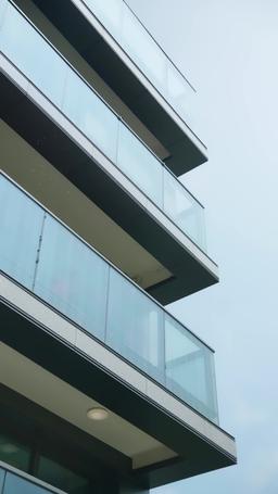 メイドの私が、御曹司兄弟に奪い合われています？！ episode 10