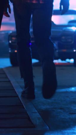 불길 속의 사랑: 내 레이서 의붓오빠 episode 46