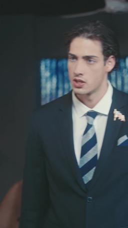 Un Romance de Verano en los Hamptons con el Hermano de Mi BFF episode 57