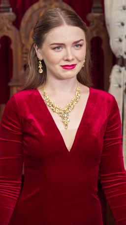 Reina Alfa traicionada renace de sus cenizas episode 55