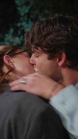 La Estríper Virgen y El Jugador Estrella de Hockey episode 59