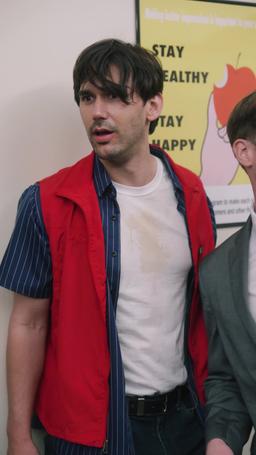 Hey Jefe, Su Empresa Está Siendo Bombardeada episode 17