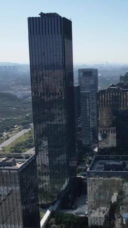 渣男嫌我醜，我轉身嫁給千億總裁 episode 74