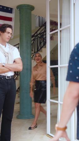 A Hamptons Summer Affair with My BFF's Brother episode 4