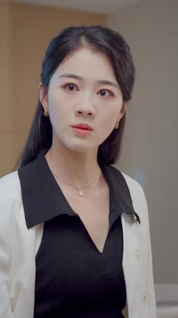 After Divorced, He Finally Saw Me episode 32