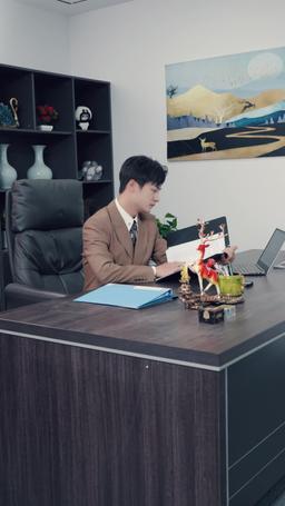 The Broken Triangle episode 2