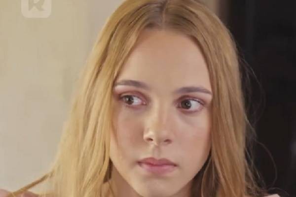 кора райли обвързани с чест