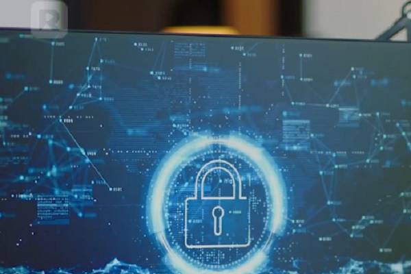 despediste a un genio tecnológico en español