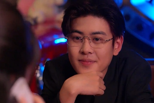 Mi Camino Hacia La Oscuridad ReelShort