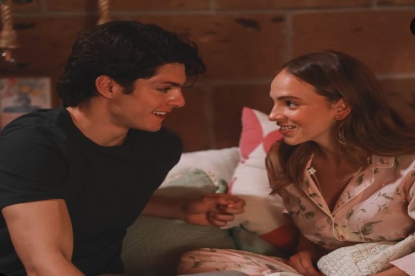 Mi Vecino el Capitán reelshort