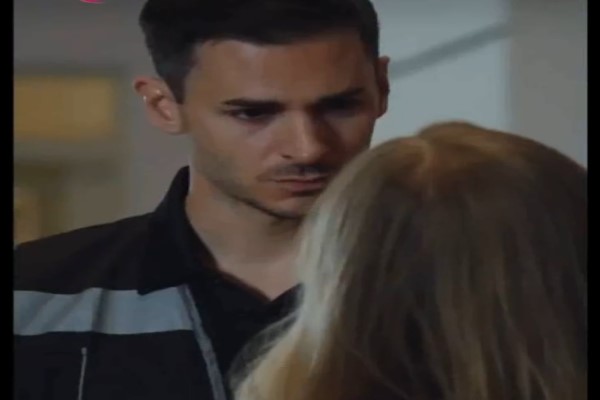 El millonario fugitivo se convierte en mi esposo completa