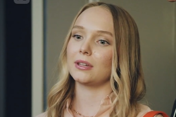 El Millonario Fugitivo Se Convierte en Mi Esposo Filme Completo en Español