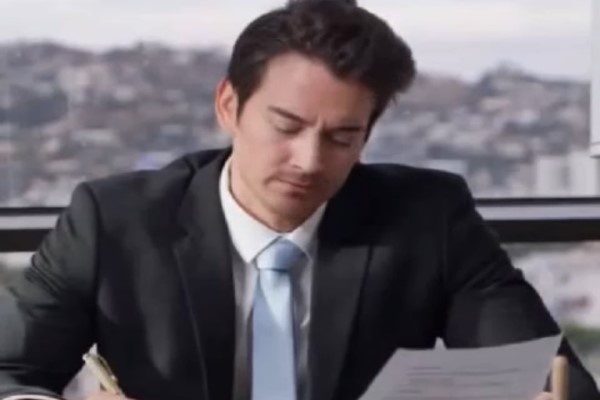 se arrepintieron pero ya fui congelada completa en español