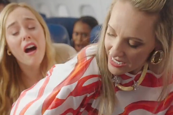 no soy la amante de tu prometido soy su hermana completo