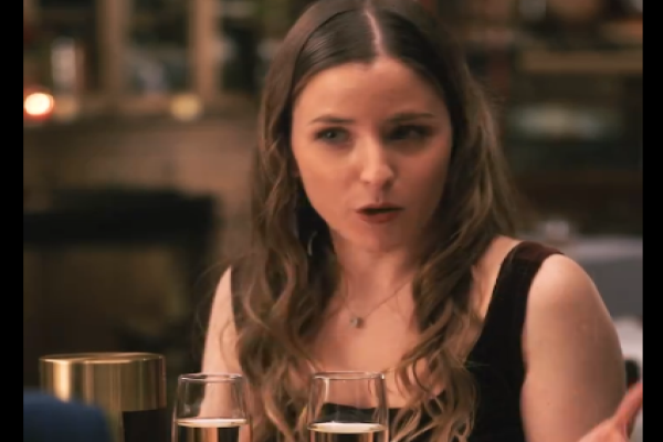 Dinero Armas y Feliz Navidad actores principales