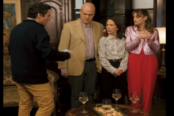 Dinero Armas y Feliz Navidad cuantos capitulos tiene