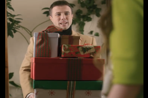 Armas Dinero y Feliz Navidad de donde es