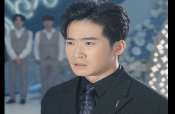 Cenizas y alas rotas introducción