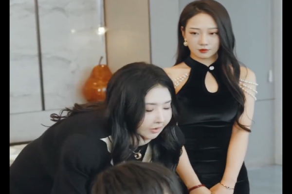 Cenizas y alas rotas dónde ver