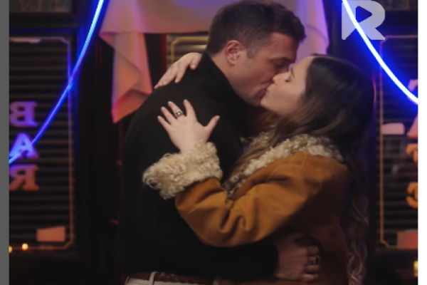 dinero armas y feliz navidad