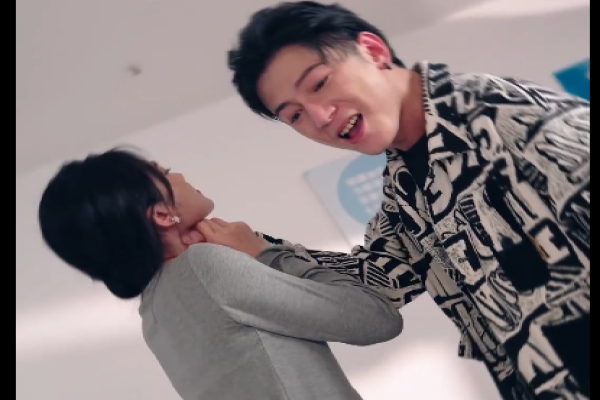 Renacer en sus brazos trillizos con el tio de mi ex trama