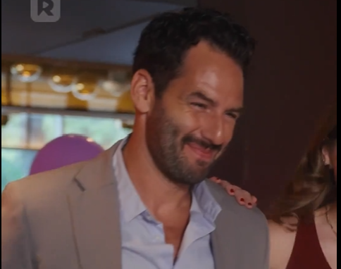 Claire Serrano y Adrian Serrano de Cuando el amor se alejó Película Completa