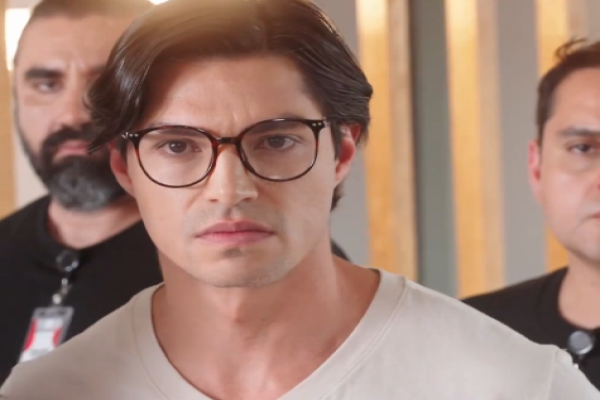 Corriste a un Genio Tech reelshort