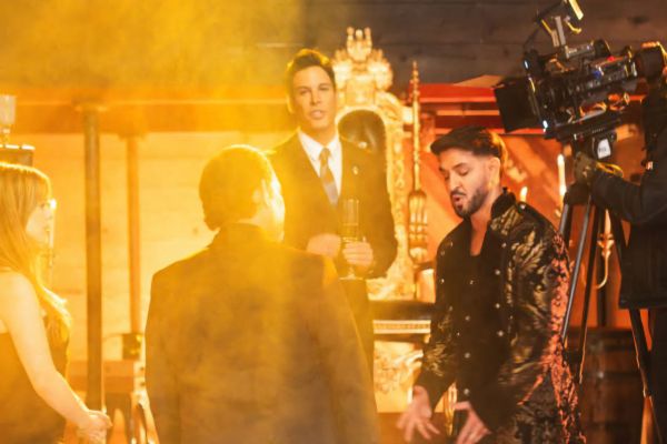 Largo Yo soy el jefe Completa en español latino