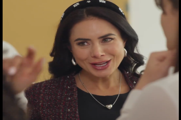 Verdadera Heredera vs Falsa Millonaria trama