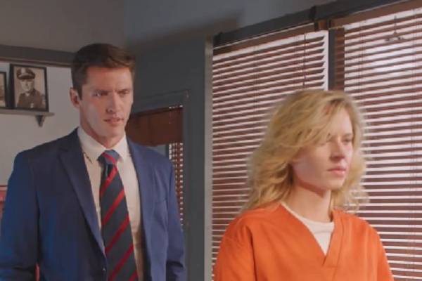 una reina unca llora dailymotion final