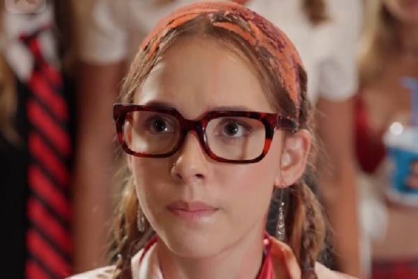 Reclamada por el hermano Alfa de mi ex película completa