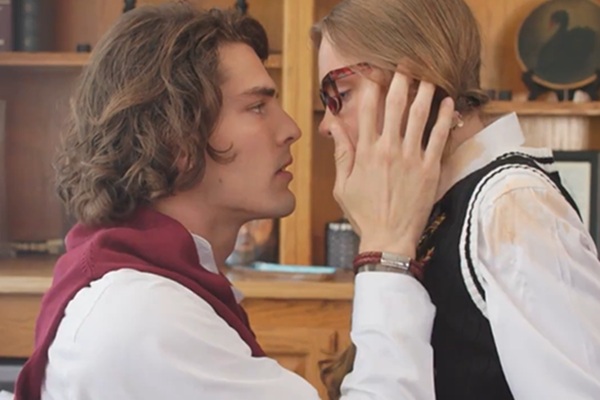 Devuelvan Todo En la Noche de Luna Llena donde ver