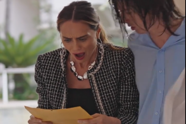 El regreso de la hija desterrada drama