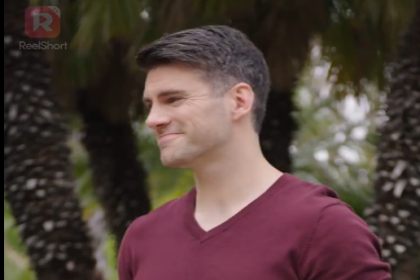 El regreso de la hija desterrada trama