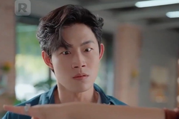 Fui Su Yerno Inútil Por 3 Años Doblado Español