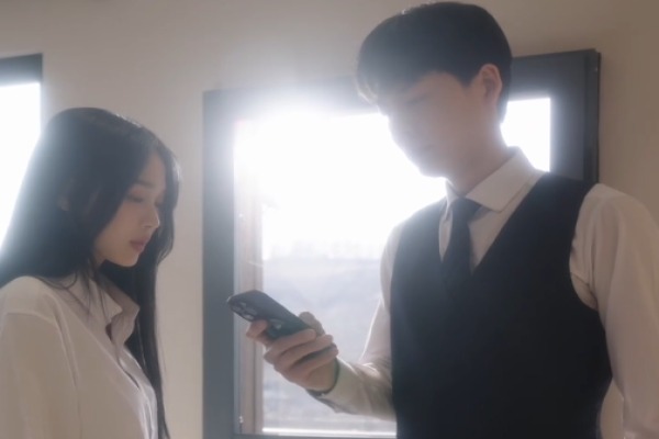 Su Marido Mujeriego es un Obstáculo o un Aliado Inesperado Serie