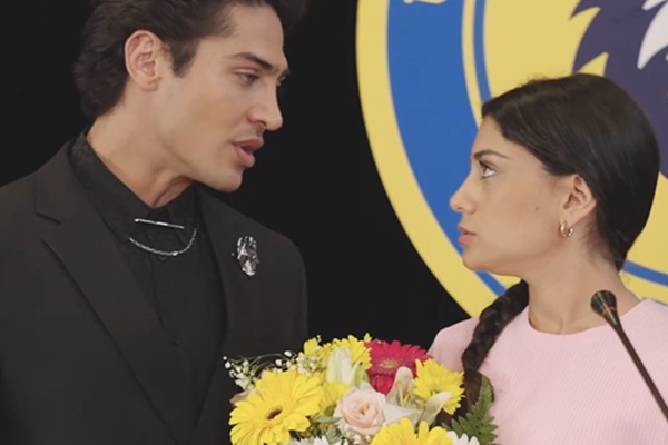 Rey Alfa y su Elegida Elenco Completo