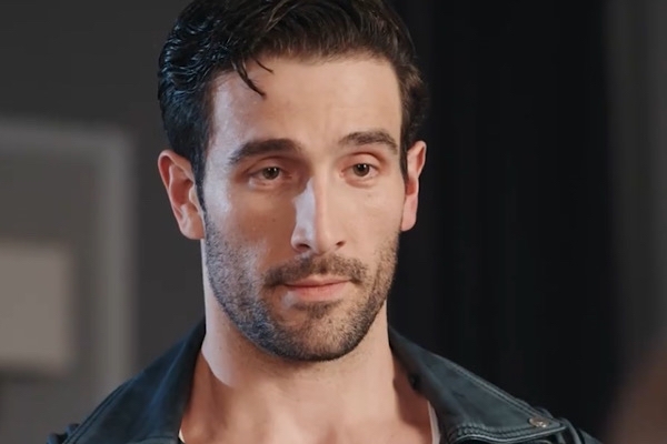 Scarlett Hayes y Connor Reed Actor