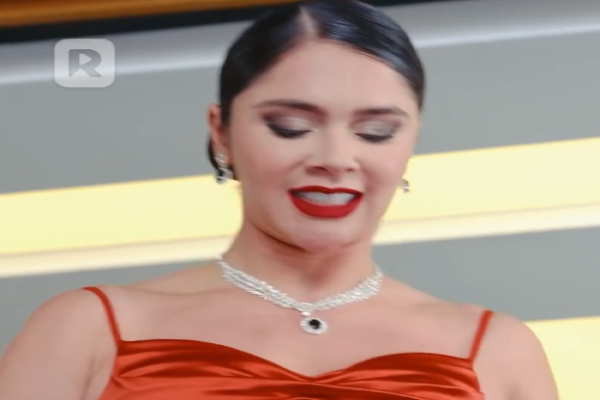 La Venganza Alza el Vuelo  introducción