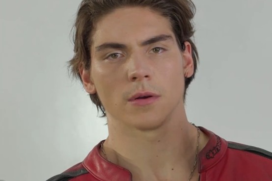 besada por garras y colmillos dailymotion español