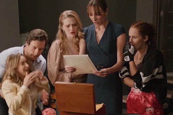 su hermano perdido en el espacio elenco